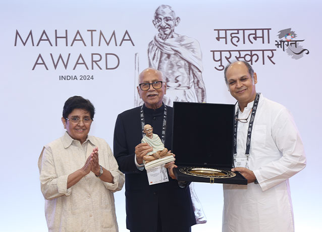 Founder Ramachandra N Galla honoured with Mahatma Award for Lifetime Achievement